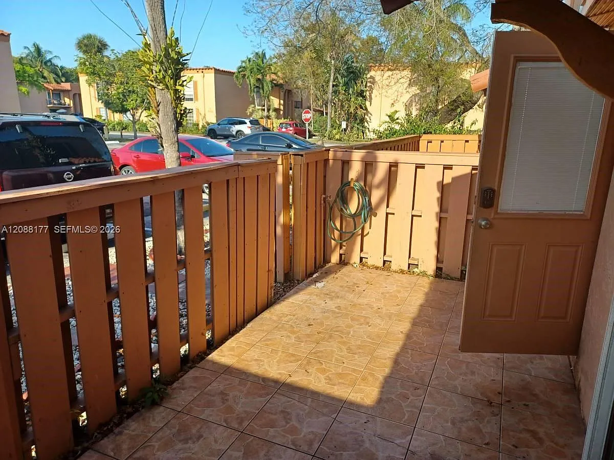 Cypress Village Condo — Photo 3