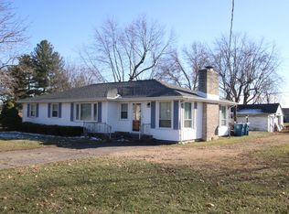 1102 E Culver Rd, Knox, IN 46534
