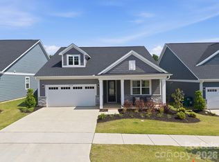 8609 Chagrin Dr, Cornelius, NC 28031