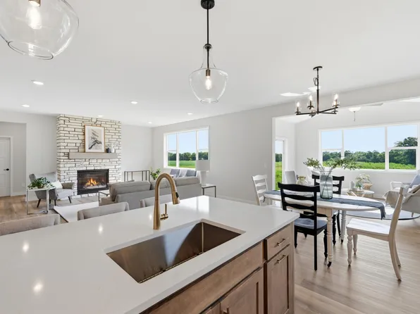 10180 Heather Ln, Corcoran, MN 55374