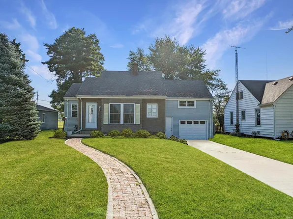 859 Burlington Ave, Frankfort, IN 46041