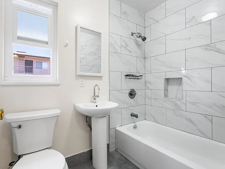 2238 Encinal Ave #C — Photo 12