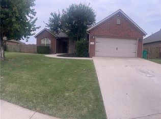 3602 W Langmead Dr, Rogers, AR 72758