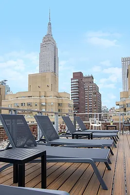 Rented by Stonehenge NYC LLC | media 12