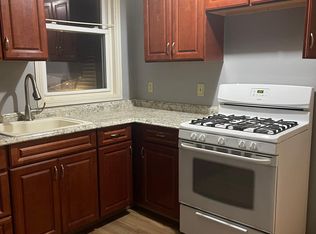 40 Arlington St FLOOR 2, Haverhill, MA 01830