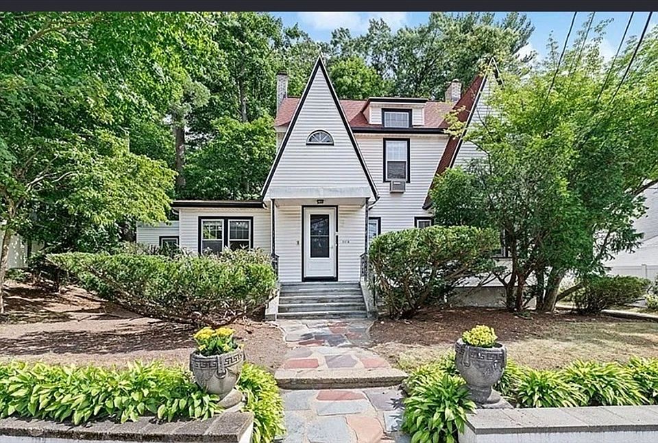 1st image of 2084 Washington St