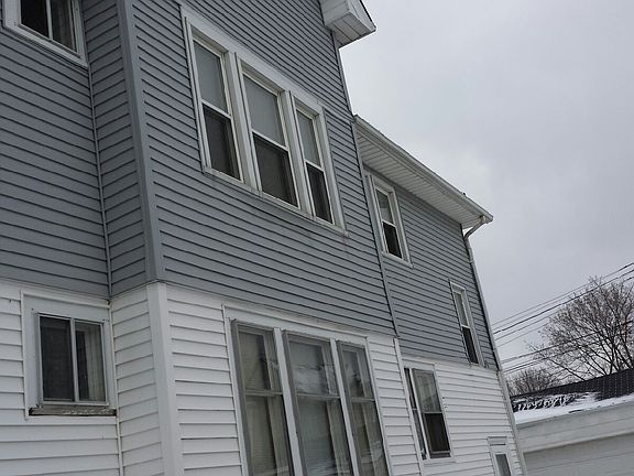 3rd image of 18214 La Salle Ave
