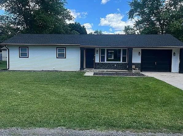 1619 Southview Dr, Lowell, IN 46356