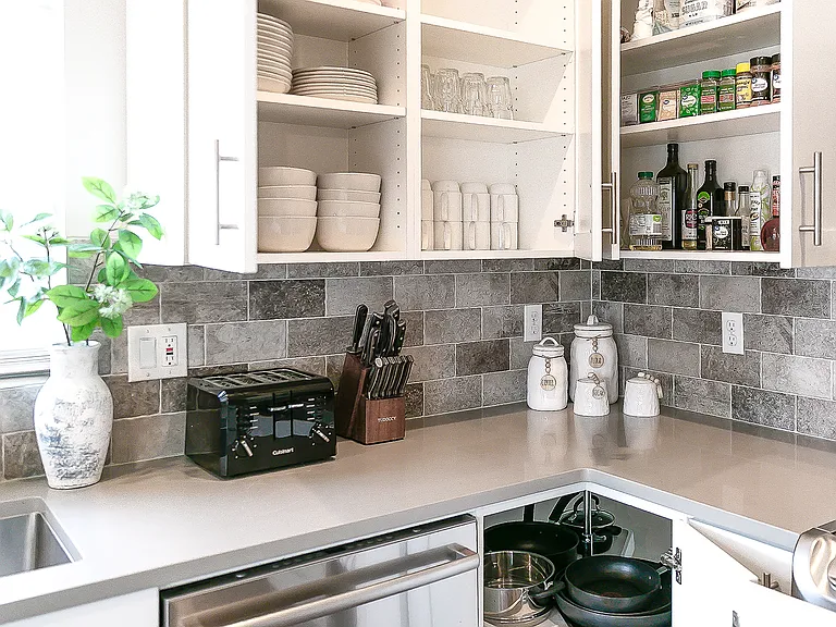 2035 E Oakcrest Dr — Photo 18