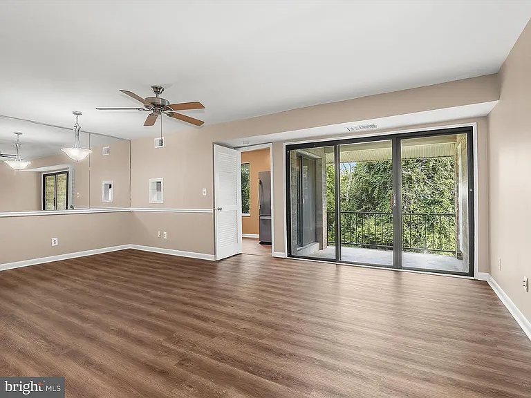 5478 Cedar Ln #C4 — Photo 5