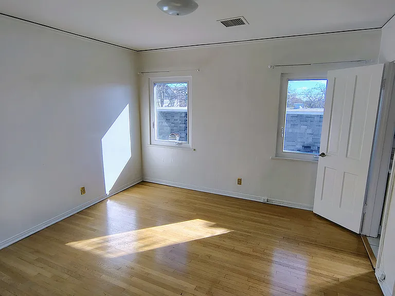 9760 Charleville Blvd #Penthouse C — Photo 12