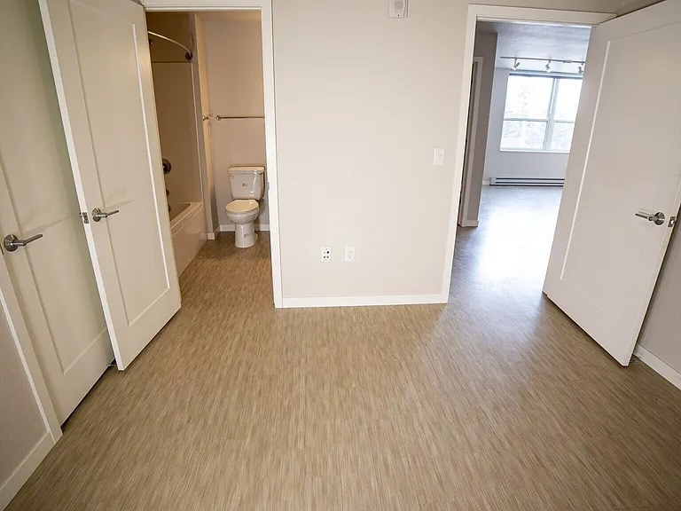 3828 Apartments — Photo 21