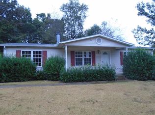 1000 Chris Dr, Portland, TN 37148