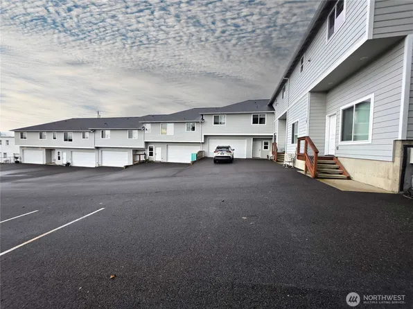 303 E Broadway Avenue, Montesano, WA 98563