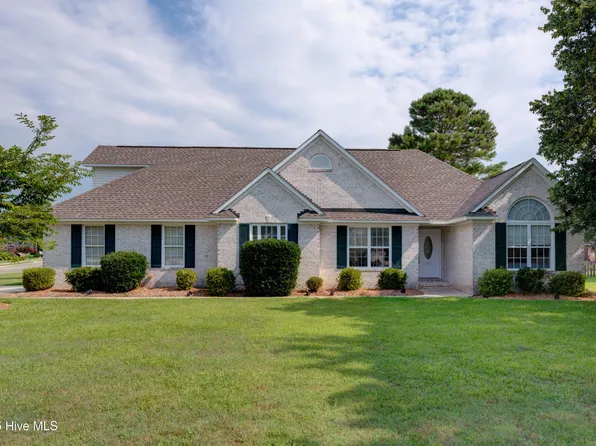 1511 Edgefield Ct, Leland, NC 28451