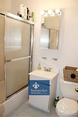 Rented by Sommerlyn Associates | media 32