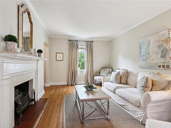 5th image of 431 Homestead Ave