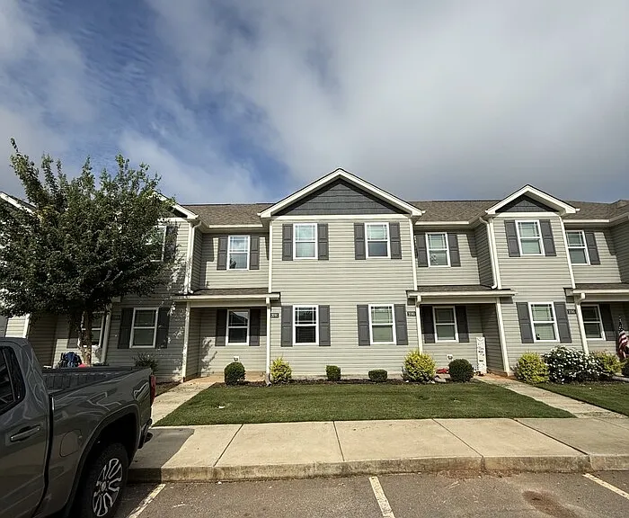 2091 Wiggins Village Dr — Photo 12