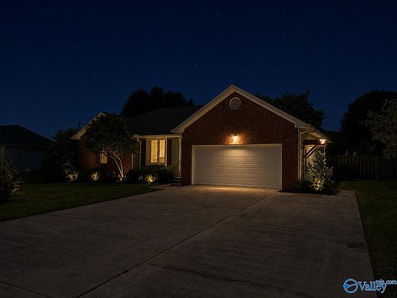 5th image of 170 City Park Rd