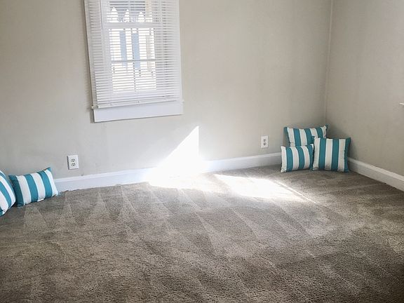 3rd image of 306 S Holland St #1B-1BA-550SQFT