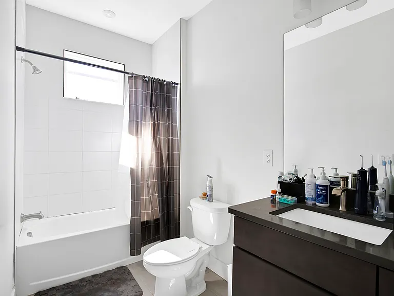2506 W Cleveland St #9 — Photo 26