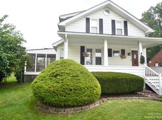 27 Madelon St, Belleville, MI 48111