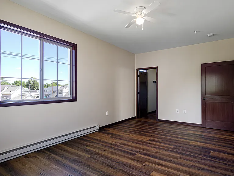 902 Menomonie St #22 — Photo 13