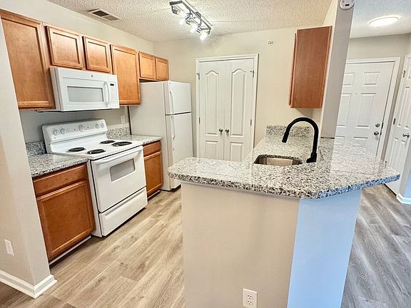 4th image of 315 Flint Hill Rd #333-304