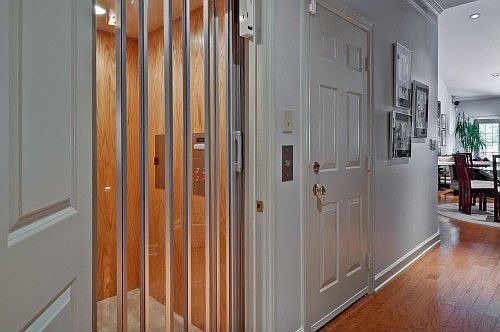 3rd image of 228 Windsor Terrace Dr