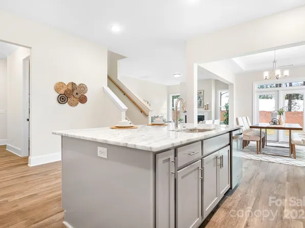332 Shinnville Rd, Mooresville, NC 28115