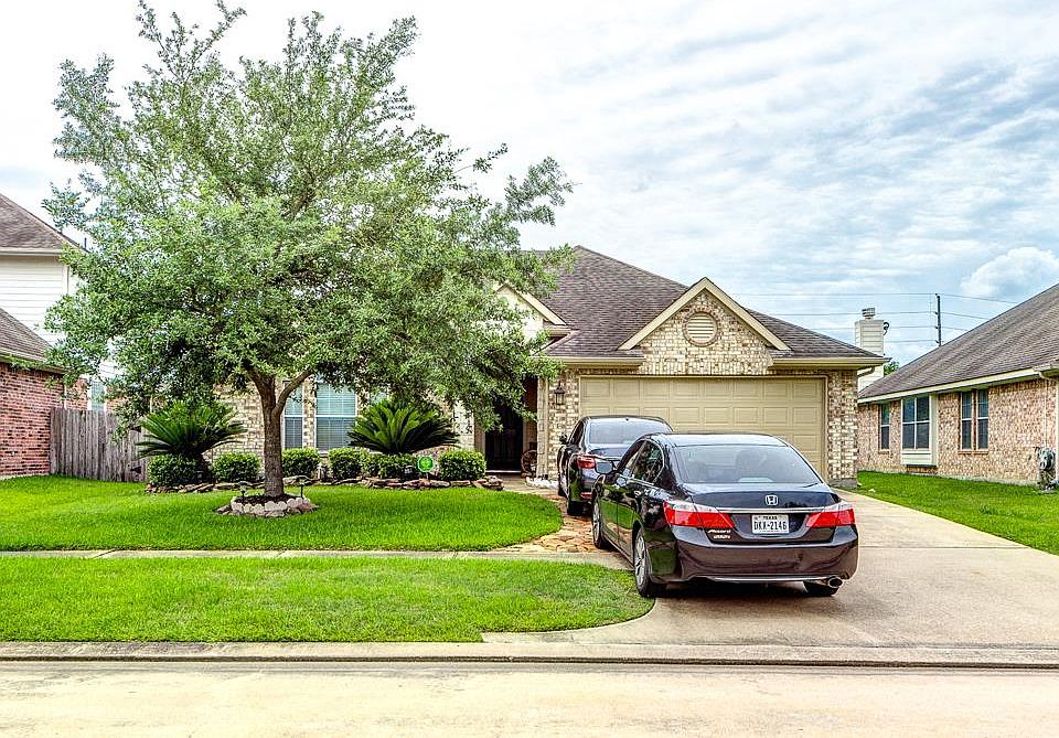 1st image of 12519 Canyon Echo Dr