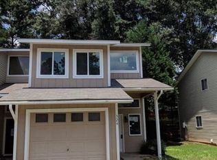 324 Candlebrook Dr, Enterprise, AL 36330