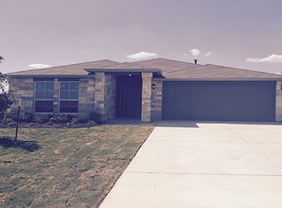 221 Bobolink Cv, Kyle, TX 78640