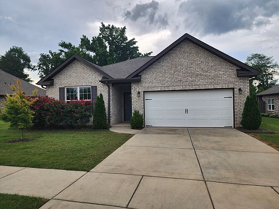 3rd image of 111 Fernhill Dr NW