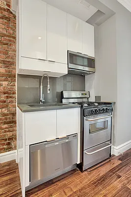 Rented by Centennial Properties NY | media 16