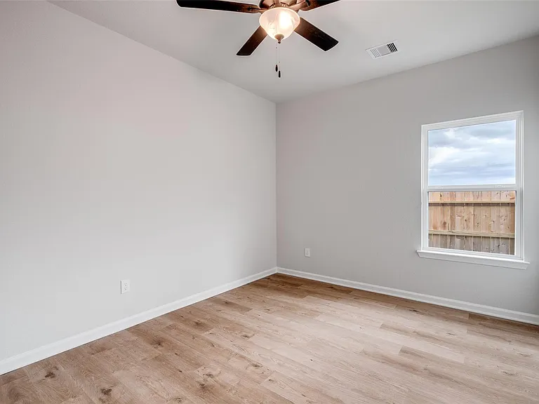 32315 Clouser Minnow Ct — Photo 13