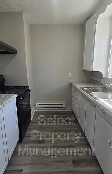 1235 Huestis Ave #B — Photo 10