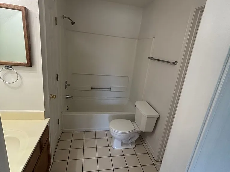 565 Florosa Ct — Photo 15
