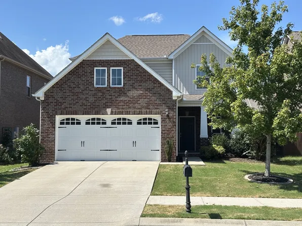 1413 Woodside Dr, Lebanon, TN 37087