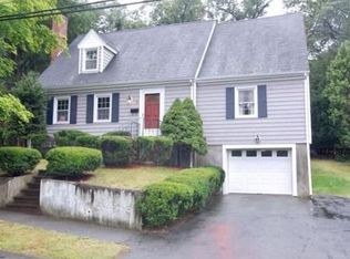 31 Century Ln, Milton, MA 02186