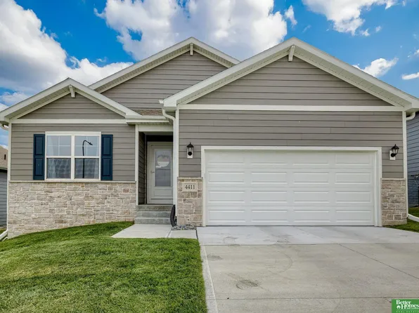 4411 Schilling Dr, Bellevue, NE 68123