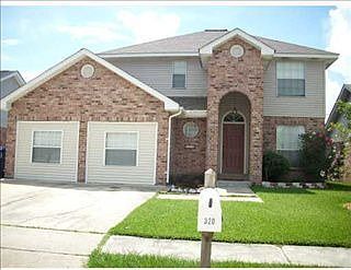 1st image of 320 River Village Dr