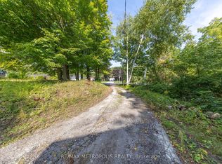 5297 Lawrence Ave E, Toronto, ON M1C 1R5