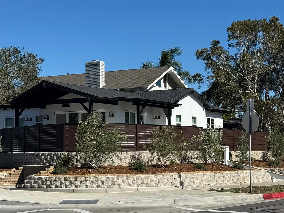 24401 Alta Vista Dr #1A