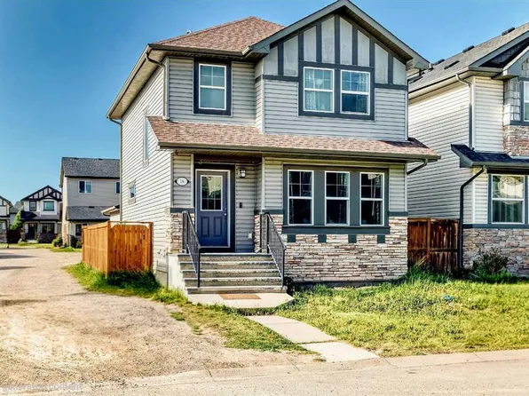 16 S Skyview Springs Rd NE, Calgary, AB T3N 0C3