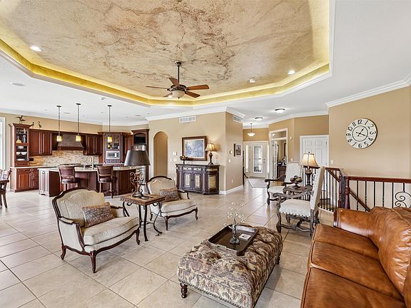 5th image of 14114 Timberline Dr