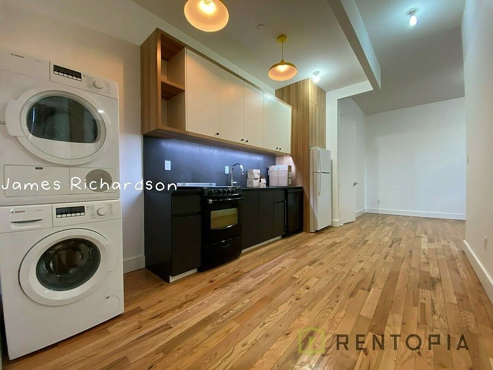 1st image of 185 Thomas S Boyland St #1I