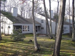45 Indian Ledge Dr #3, Springvale, ME 04083