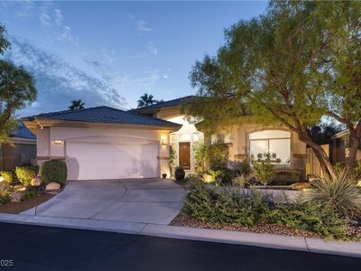 412 Summer Mesa Dr, Las Vegas, NV, 89144
