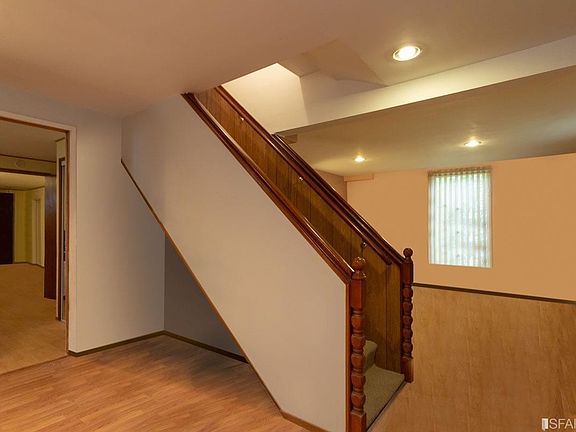 5th image of 145 Manor Dr